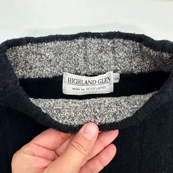 Vintage Highland Glen Made in Scotland Pure New Wool Sweater Sz Small Mock Neck - Picture 4 of 8